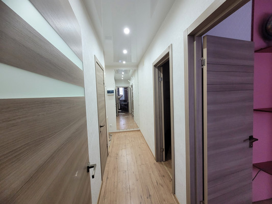 Продам двухкомнатную (2-комн.) квартиру, Самаровская ул, 1, Ханты-Мансийск г