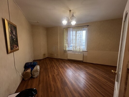 Продам двухкомнатную (2-комн.) квартиру, Михневская ул, 8, Москва г