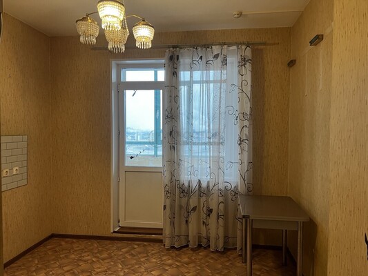 Продам двухкомнатную (2-комн.) квартиру, Михневская ул, 8, Москва г