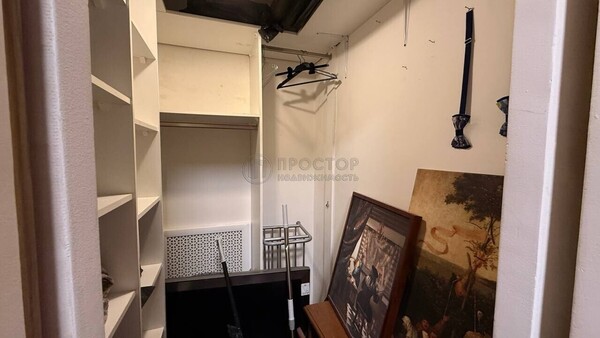 Продам однокомнатную (1-комн.) квартиру, Сокольнический Вал ул, 24к3, Москва г