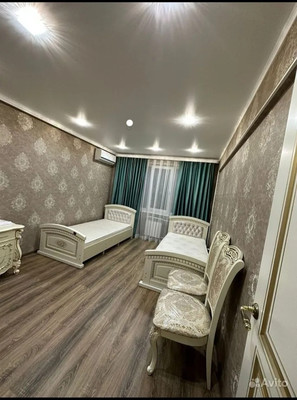 Продам трехкомнатную (3-комн.) квартиру, Меньшикова ул, 70, Тихорецк г