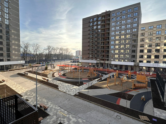 Продам трехкомнатную (3-комн.) квартиру, Калинина ул, 1141, Тихорецк г