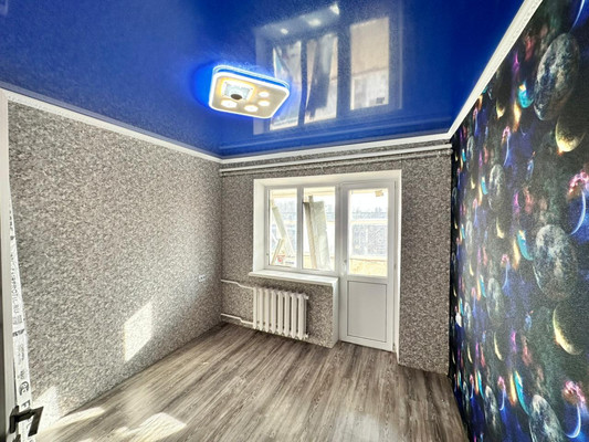 Продам двухкомнатную (2-комн.) квартиру, Калинина ул, 103А, Тихорецк г