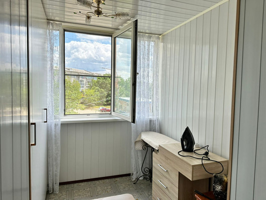 Продам трехкомнатную (3-комн.) квартиру, Раздольная ул, 45, Тихорецк г