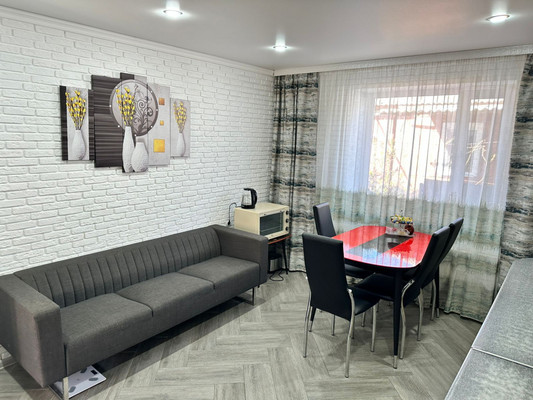 Продам дом, Кубанская ул, 11, Тихорецк г, 0 км от города