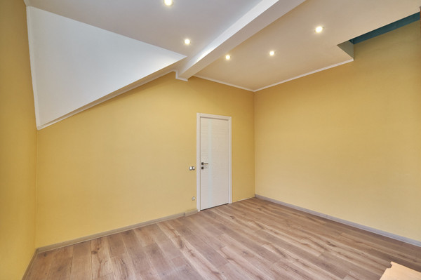 Продам таунхаус, Адмирала Лазарева ул, 84к4, Москва г, 0 км от города