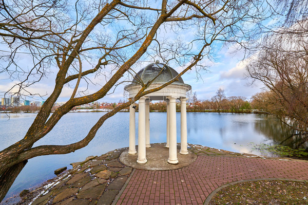 Продам таунхаус, Адмирала Лазарева ул, 84к4, Москва г, 0 км от города