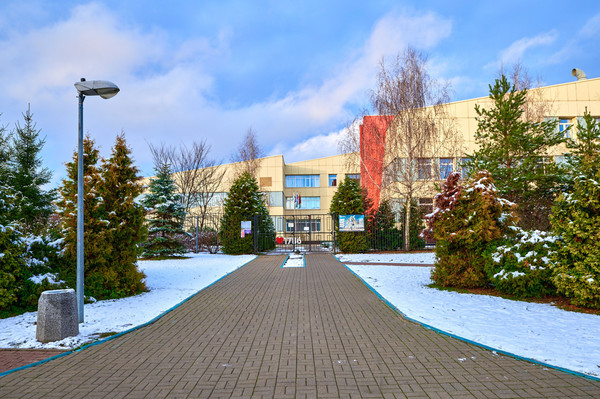 Продам таунхаус, Адмирала Лазарева ул, 84к4, Москва г, 0 км от города