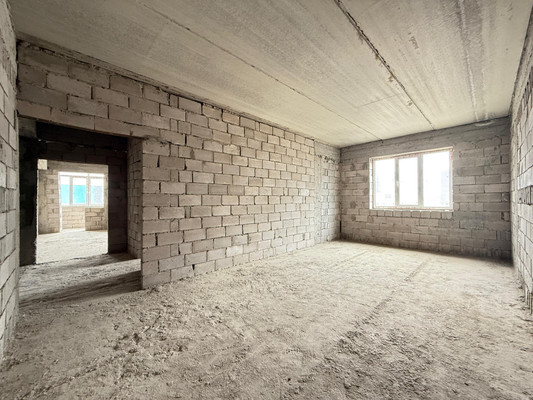 Продам трехкомнатную (3-комн.) квартиру, Толстого ул, 180кб, Нальчик г