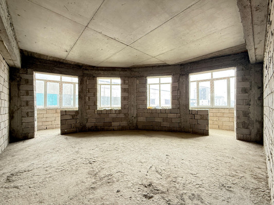 Продам трехкомнатную (3-комн.) квартиру, Толстого ул, 180кб, Нальчик г