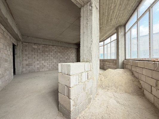 Продам трехкомнатную (3-комн.) квартиру, Толстого ул, 180кб, Нальчик г