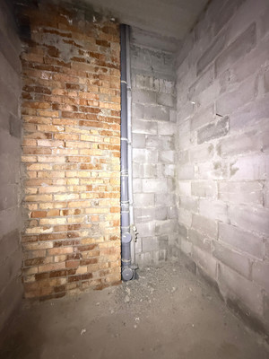 Продам трехкомнатную (3-комн.) квартиру, Толстого ул, 180кб, Нальчик г