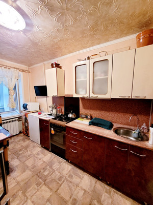 Продам двухкомнатную (2-комн.) квартиру, Светлая ул, 1, Осиново с