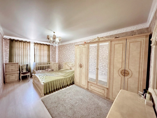 Продам трехкомнатную (3-комн.) квартиру, Баксанское ш, 55, Чегем г