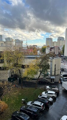 Продам двухкомнатную (2-комн.) квартиру, Калужская пл, 1к1, Москва г