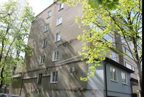 Продам трехкомнатную (3-комн.) квартиру, Тарчокова ул, 30, Нальчик г