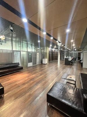 Сдам коммерческое помещение 1 000 м2, 1 1, Ульяновского лесопарка п