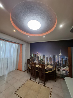 Продам трехкомнатную (3-комн.) квартиру, Подвойского ул, 125, Тихорецк г