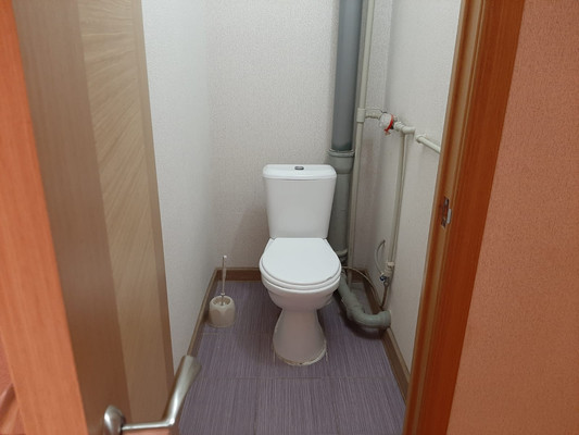 Продам трехкомнатную (3-комн.) квартиру, Октябрьская ул, 110, Тихорецк г