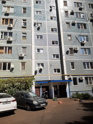 Продам трехкомнатную (3-комн.) квартиру, Октябрьская ул, 110, Тихорецк г