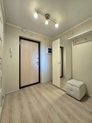 Сдам однокомнатную (1-комн.) квартиру, Парашютная ул, 38к3, Санкт-Петербург г