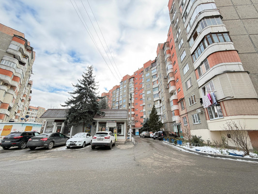 Продам двухкомнатную (2-комн.) квартиру, Тарчокова ул, 54кВ, Нальчик г