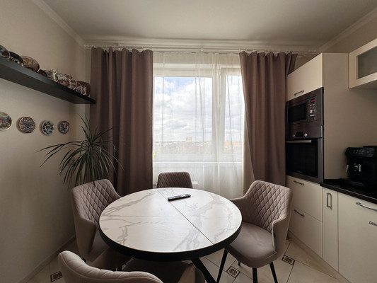 Продам двухкомнатную (2-комн.) квартиру, Кантемировская ул, 16к1А, Москва г