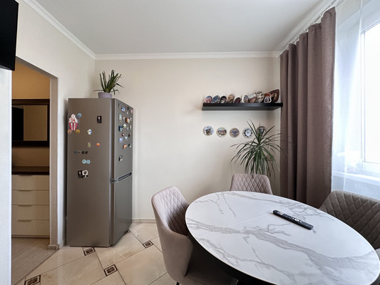 Продам двухкомнатную (2-комн.) квартиру, Кантемировская ул, 16к1А, Москва г