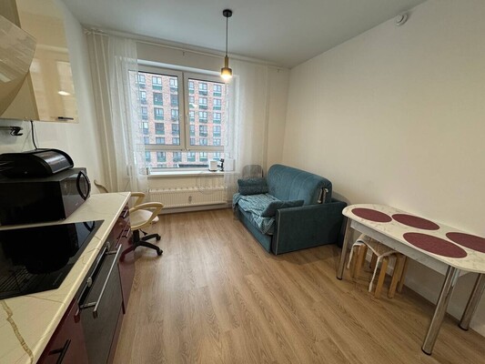 Продам двухкомнатную (2-комн.) квартиру, Аэростатная ул, 12к3, Кокошкино п