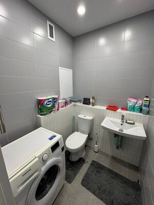 Продам двухкомнатную (2-комн.) квартиру, Аэростатная ул, 12к3, Кокошкино п