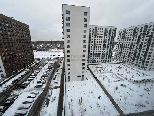 Продам двухкомнатную (2-комн.) квартиру, Аэростатная ул, 12к3, Кокошкино п