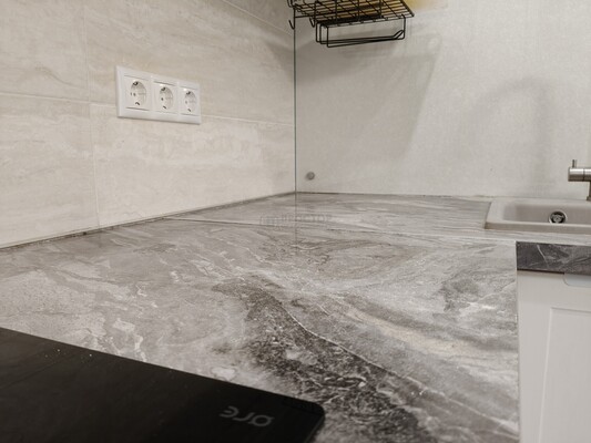 Продам однокомнатную (1-комн.) квартиру, Жемчужная ул, 1к8, Марьино д