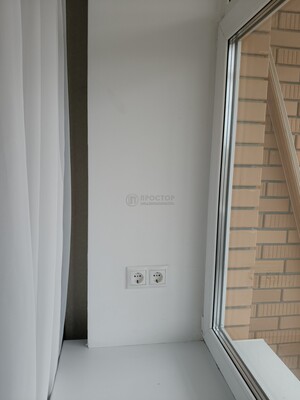 Продам однокомнатную (1-комн.) квартиру, Жемчужная ул, 1к8, Марьино д