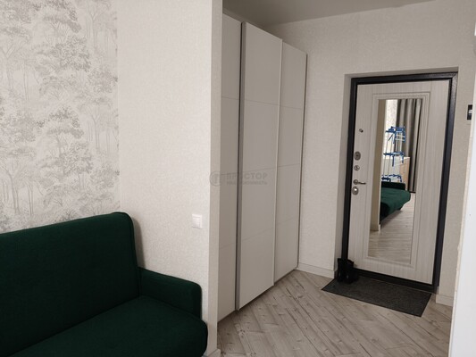 Продам однокомнатную (1-комн.) квартиру, Жемчужная ул, 1к8, Марьино д