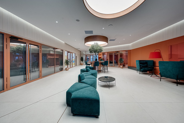 Продам двухкомнатную (2-комн.) квартиру, Академика Волгина ул, 2, Москва г