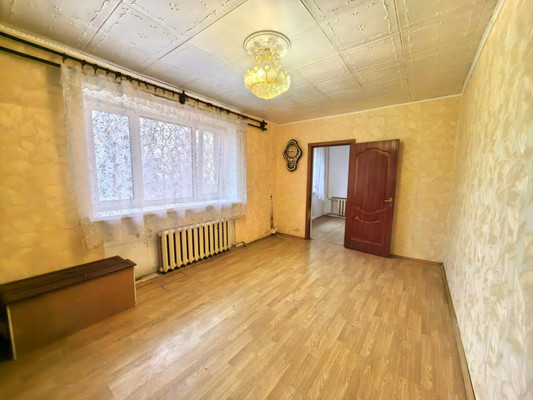 Продам трехкомнатную (3-комн.) квартиру, им А.Маркова мкр, 24, Дмитров г