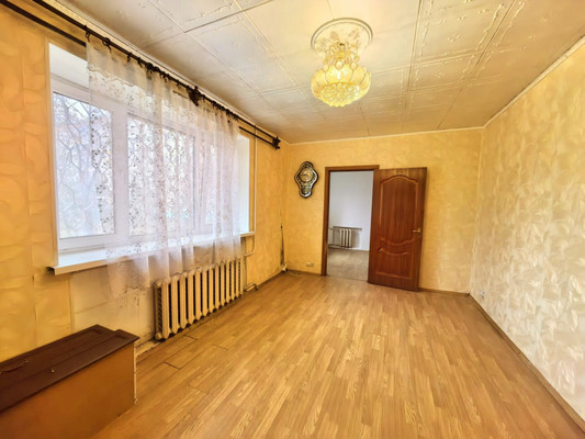 Продам трехкомнатную (3-комн.) квартиру, им А.Маркова мкр, 24, Дмитров г