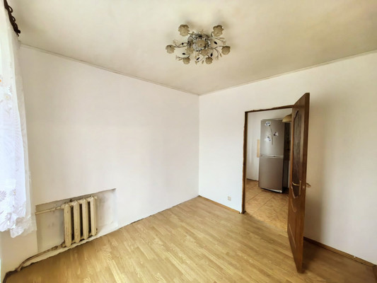 Продам трехкомнатную (3-комн.) квартиру, им А.Маркова мкр, 24, Дмитров г