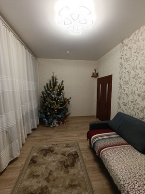 Продам двухкомнатную (2-комн.) квартиру, Чкалова ул, 20, Ишим г