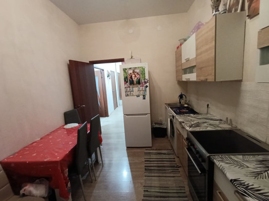 Продам двухкомнатную (2-комн.) квартиру, Чкалова ул, 20, Ишим г