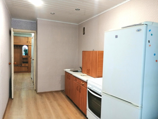 Продам двухкомнатную (2-комн.) квартиру, Центральная ул, 5, Горки д