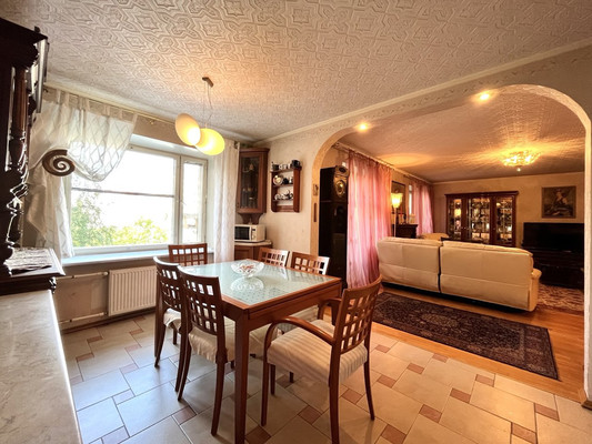 Продам многокомнатную квартиру, Комендантский пр-кт, 27к1, Санкт-Петербург г