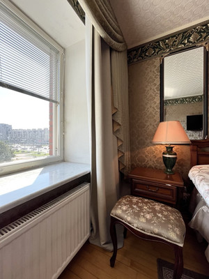 Продам многокомнатную квартиру, Комендантский пр-кт, 27к1, Санкт-Петербург г