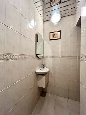 Продам многокомнатную квартиру, Комендантский пр-кт, 27к1, Санкт-Петербург г