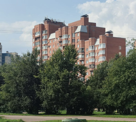 Продам многокомнатную квартиру, Комендантский пр-кт, 27к1, Санкт-Петербург г