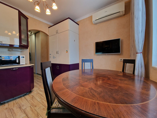 Сдам трехкомнатную (3-комн.) квартиру, Кашёнкин Луг ул, 6к3, Москва г