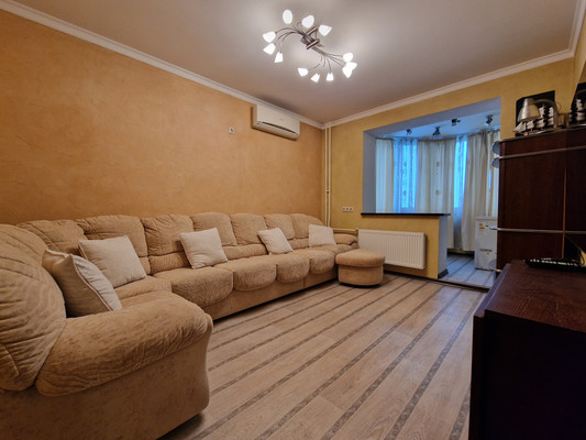 Сдам трехкомнатную (3-комн.) квартиру, Кашёнкин Луг ул, 6к3, Москва г