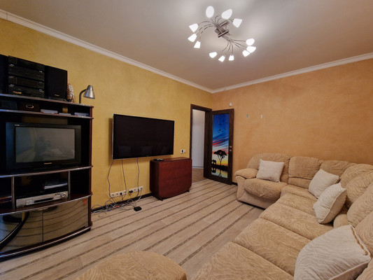 Сдам трехкомнатную (3-комн.) квартиру, Кашёнкин Луг ул, 6к3, Москва г