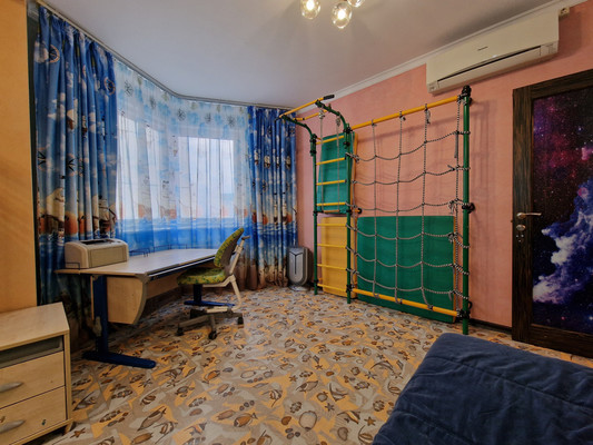 Сдам трехкомнатную (3-комн.) квартиру, Кашёнкин Луг ул, 6к3, Москва г