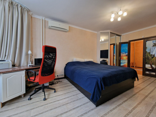 Сдам трехкомнатную (3-комн.) квартиру, Кашёнкин Луг ул, 6к3, Москва г